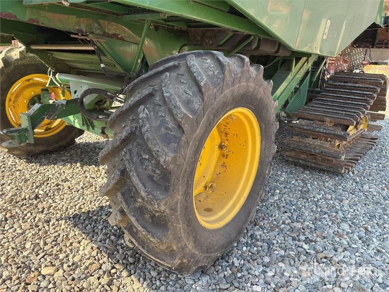 John Deere 1450 CWS Combine Harvester Ceifeiras debulhadoras