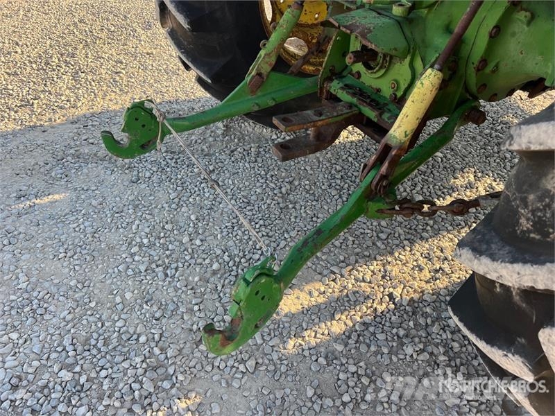 John Deere 1640 DTH 4WD Tractor Traktorer