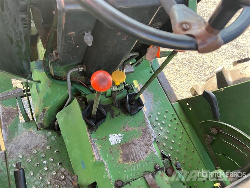 John Deere 1640 DTH 4WD Tractor Traktorer
