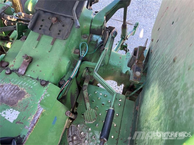 John Deere 1640 DTH 4WD Tractor Traktorer