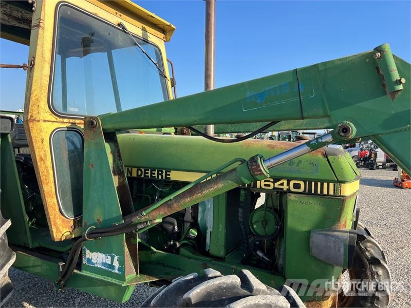 John Deere 1640 DTH 4WD Tractor Traktorer