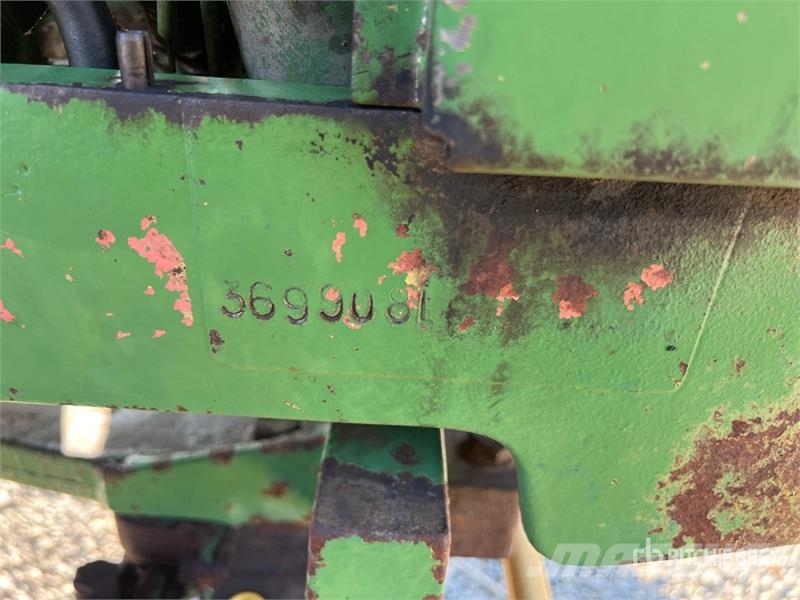John Deere 1640 DTH 4WD Tractor Traktorer