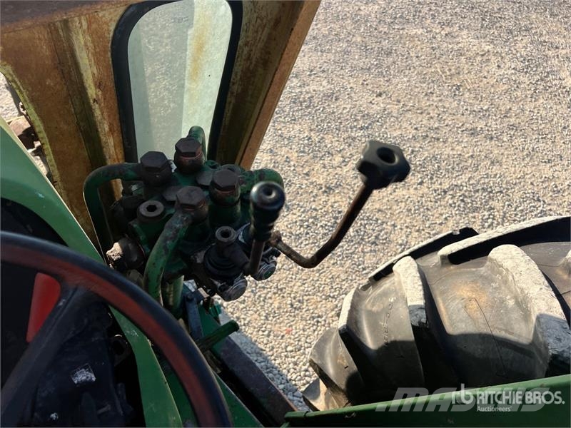 John Deere 1640 DTH 4WD Tractor Traktorer