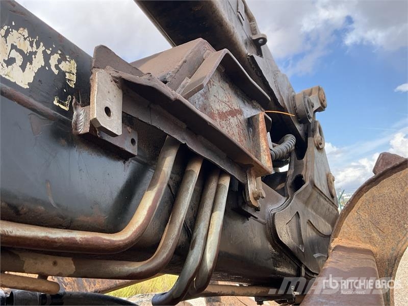 John Deere 1710D شاحنات