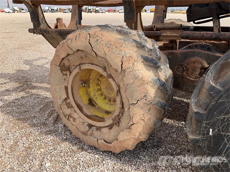 John Deere 1710D شاحنات