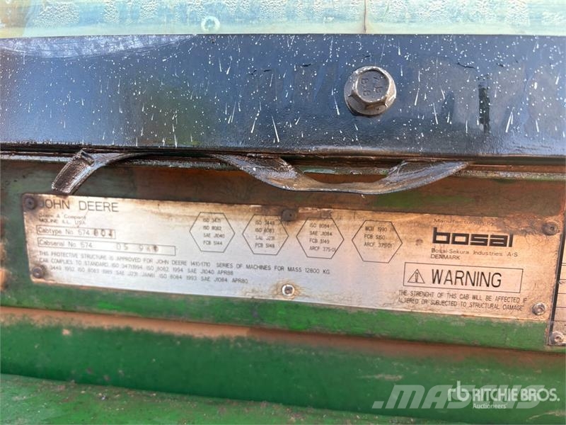 John Deere 1710D شاحنات