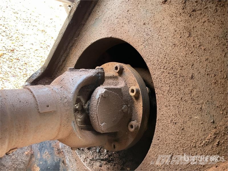 John Deere 1710D شاحنات