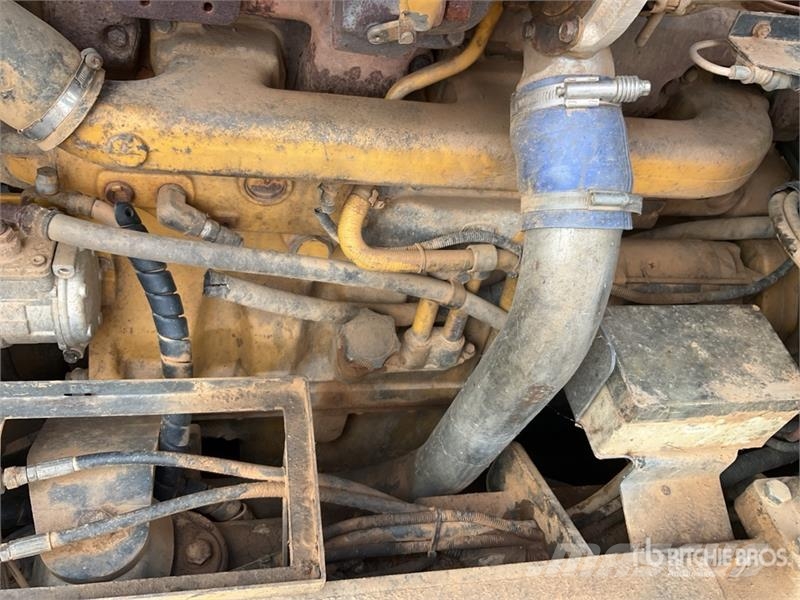 John Deere 1710D شاحنات