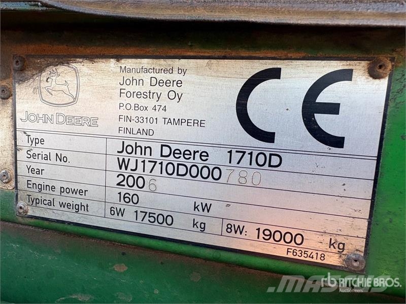 John Deere 1710D شاحنات