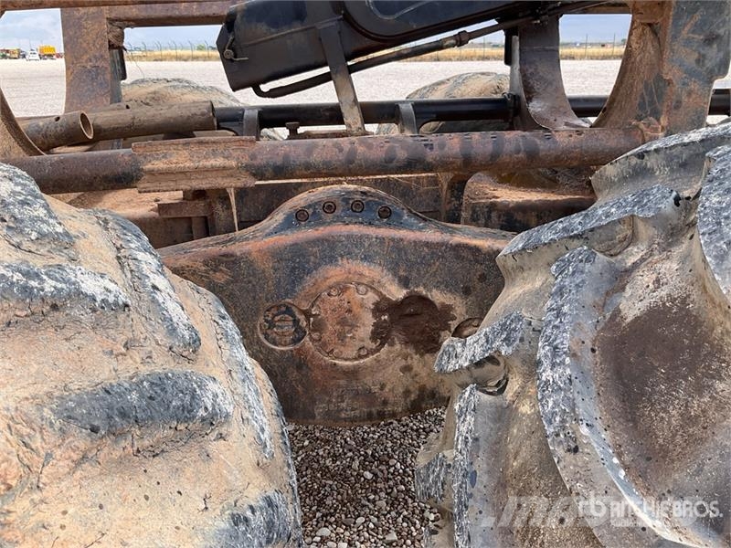 John Deere 1710D شاحنات