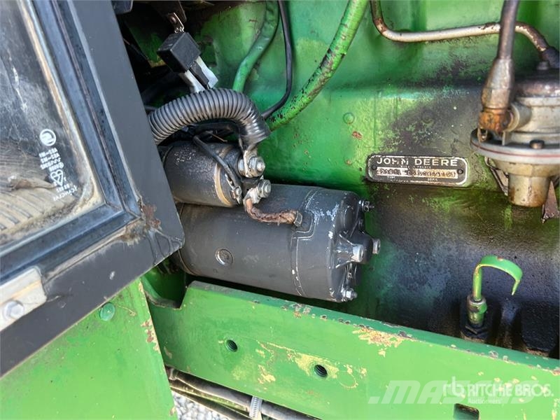 John Deere 2140 2WD Tractor Traktorer