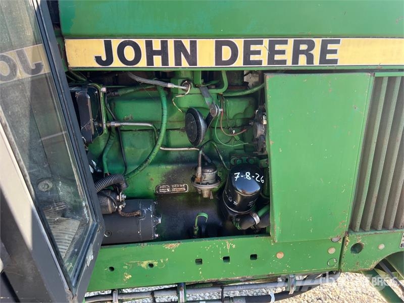 John Deere 2140 2WD Tractor Traktorer