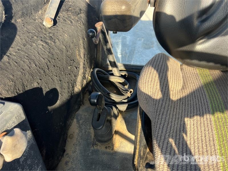 John Deere 2140 2WD Tractor Traktorer