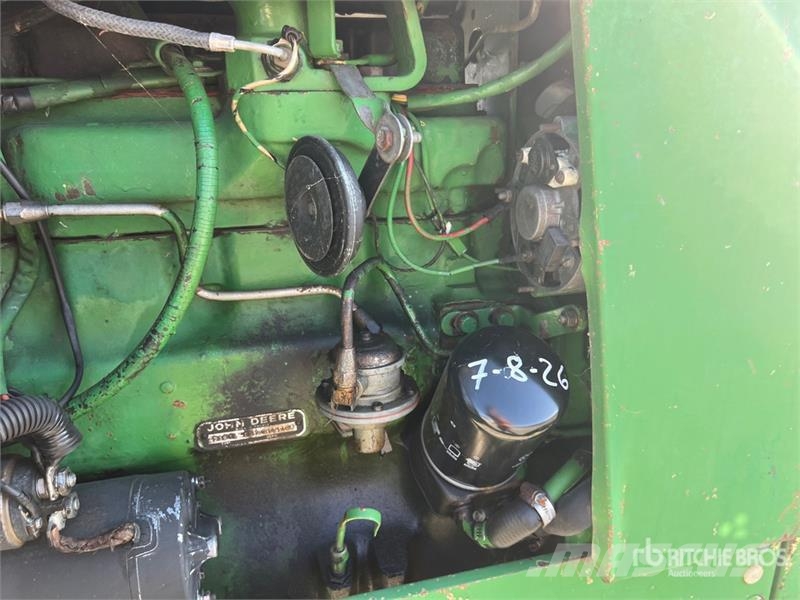 John Deere 2140 2WD Tractor Traktorer