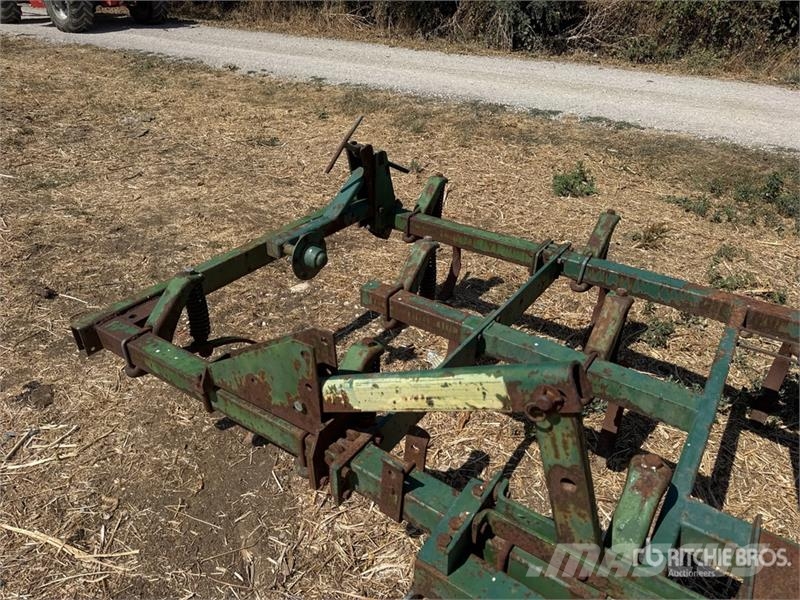 John Deere 410 Cultivatoren