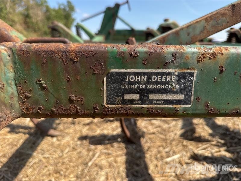 John Deere 410 Cultivatoren