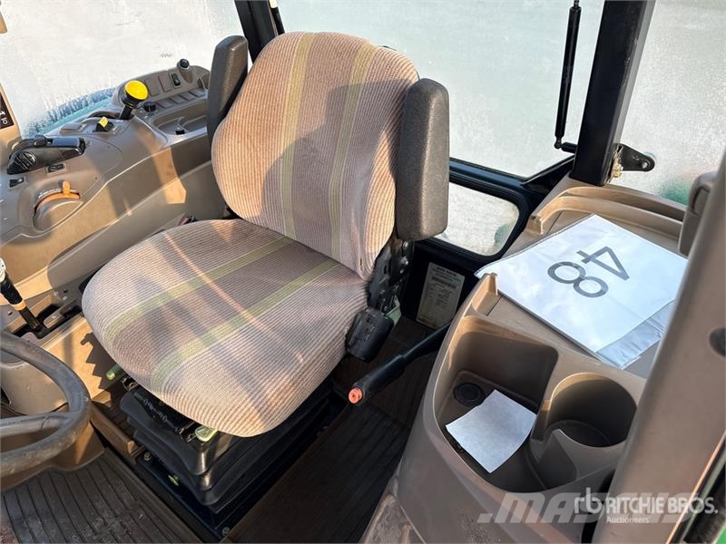 John Deere 5100R 4WD Tractor Traktorer