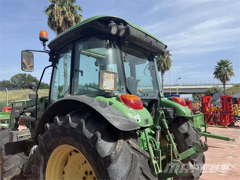 John Deere 5100R 4WD Tractor Traktoriai