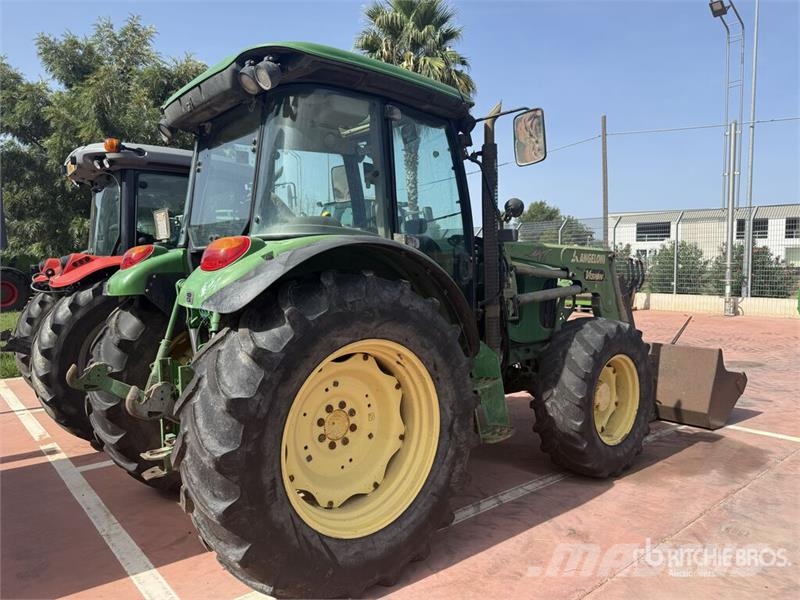 John Deere 5100R 4WD Tractor Traktoriai