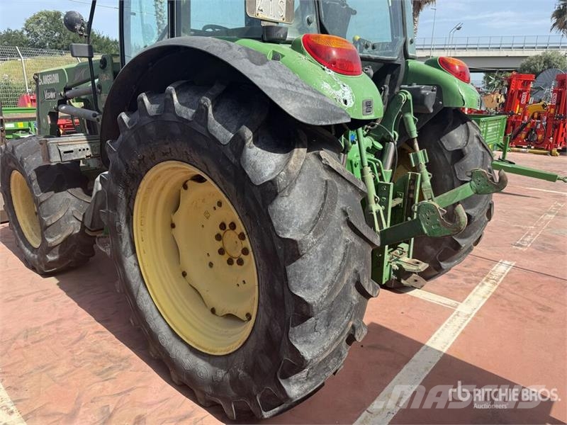 John Deere 5100R 4WD Tractor Traktoriai