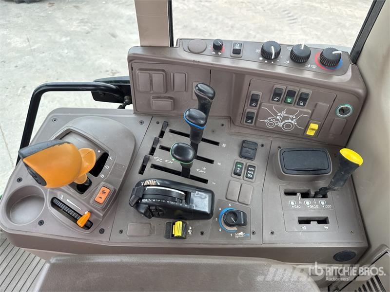 John Deere 6110M 4x4 Tracteur Agricole 4WD Tractor Трактори