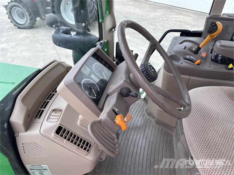 John Deere 6110M 4x4 Tracteur Agricole 4WD Tractor Трактори