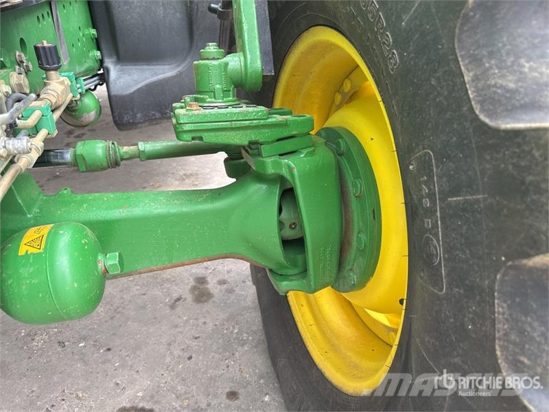 John Deere 6150R Traktory