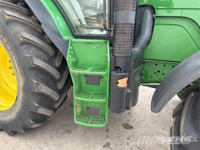 John Deere 6150R Traktory