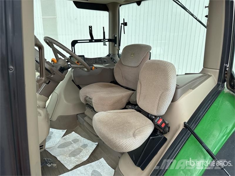 John Deere 6150R Traktory