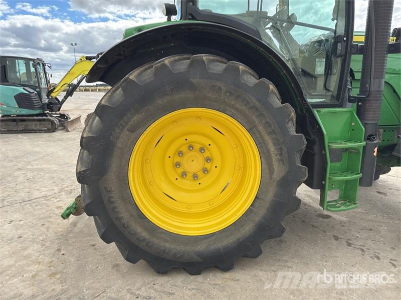 John Deere 6150R Traktory