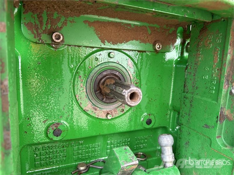 John Deere 6150R Traktory