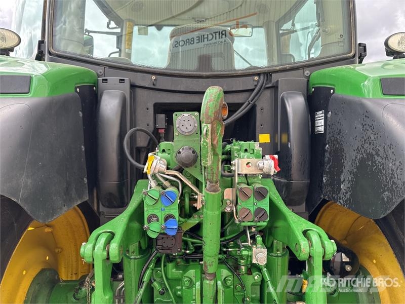 John Deere 6150R Traktory