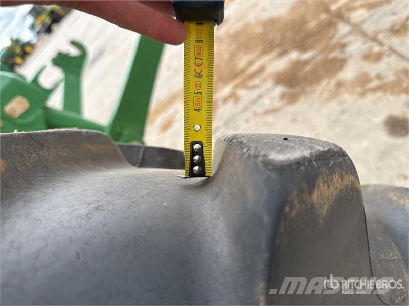 John Deere 6150R Traktory