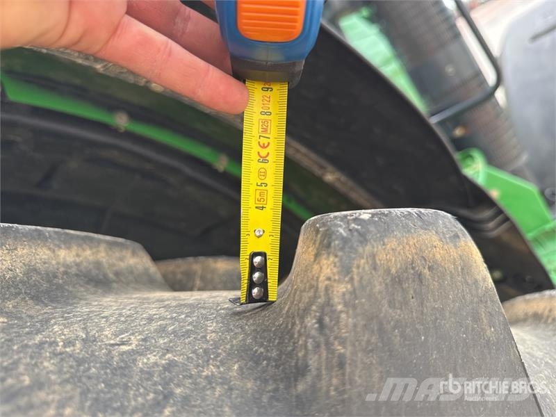 John Deere 6150R Traktory