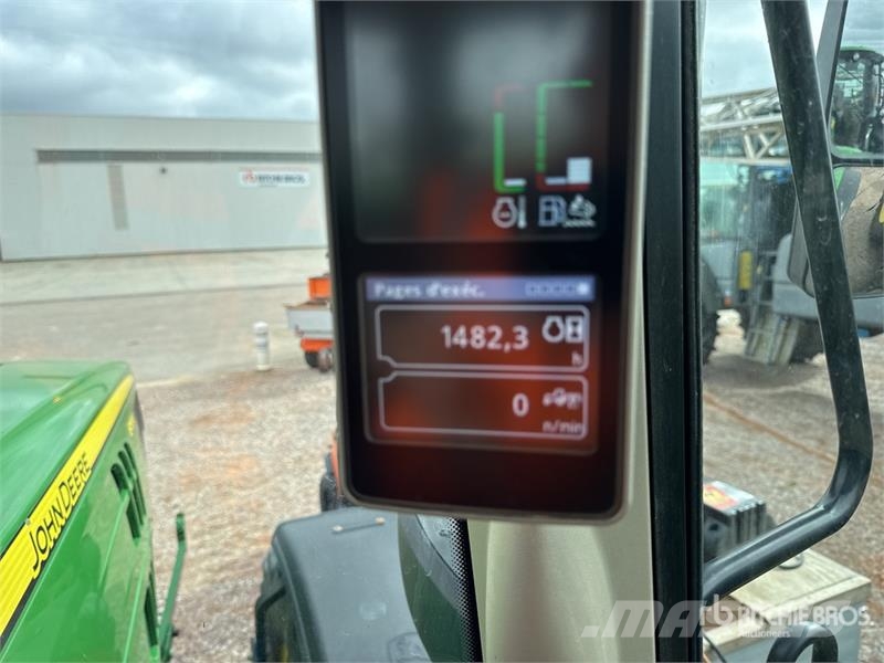 John Deere 6155M Trattori