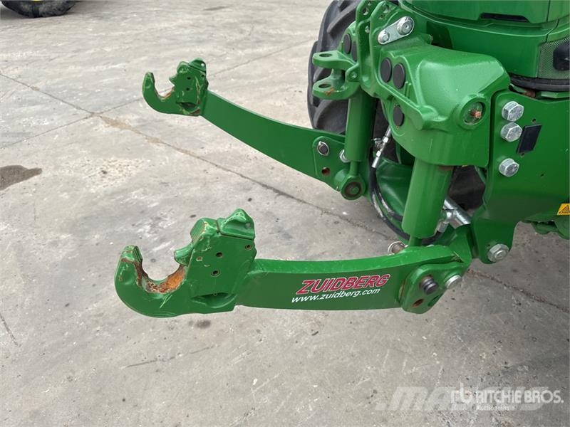 John Deere 6155M Trattori
