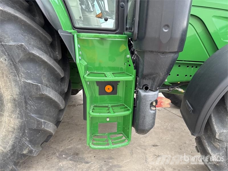 John Deere 6155M Trattori
