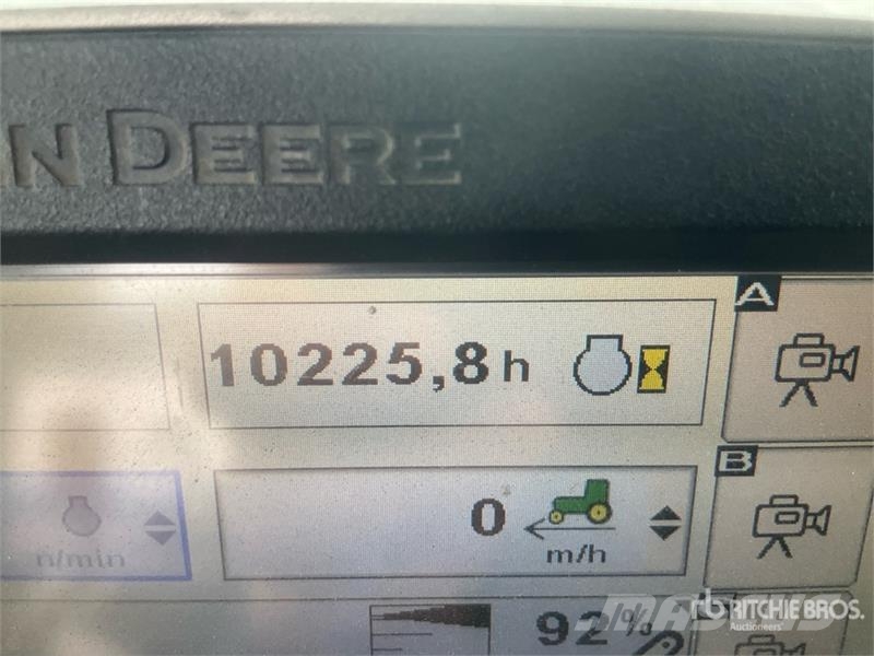John Deere 6170R Traktoriai