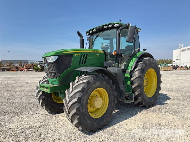 John Deere 6175R 4WD Tractor Trattori