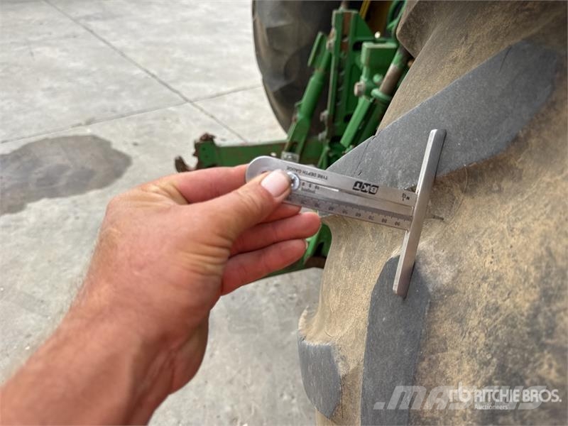 John Deere 6215R Auto Power Tracteur Agricole 4WD Tractor Tractors