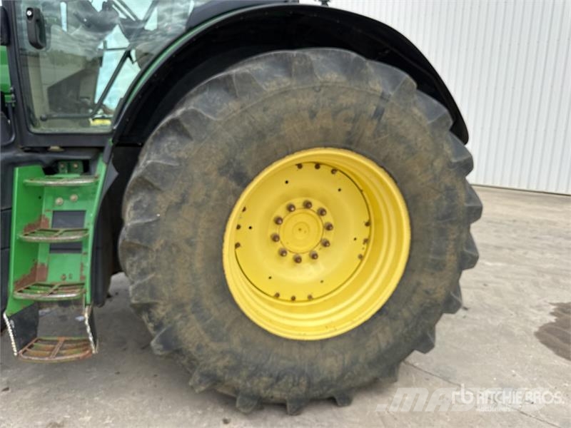 John Deere 6215R Auto Power Tracteur Agricole 4WD Tractor Tractors