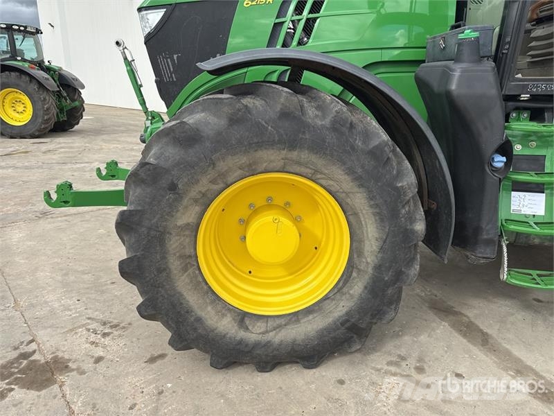 John Deere 6215R Autopower 4WD Tractor Traktory