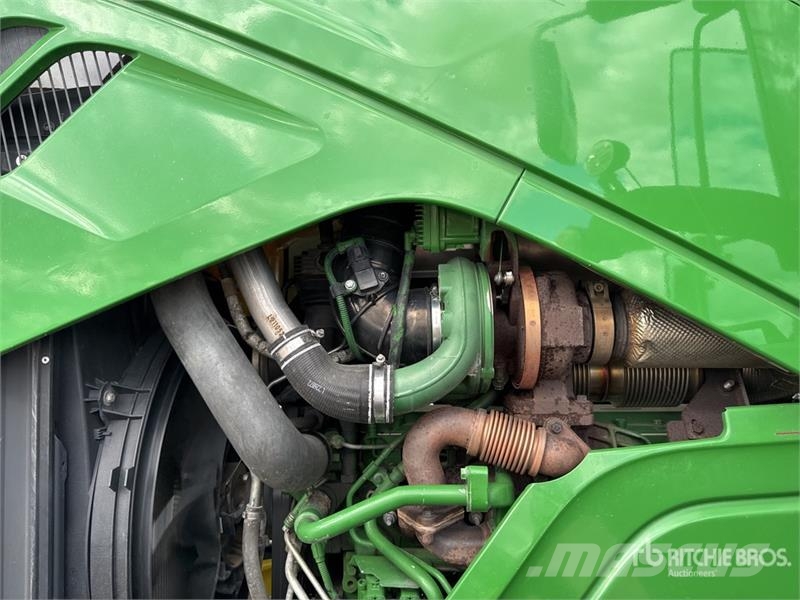 John Deere 6215R Autopower 4WD Tractor Traktory