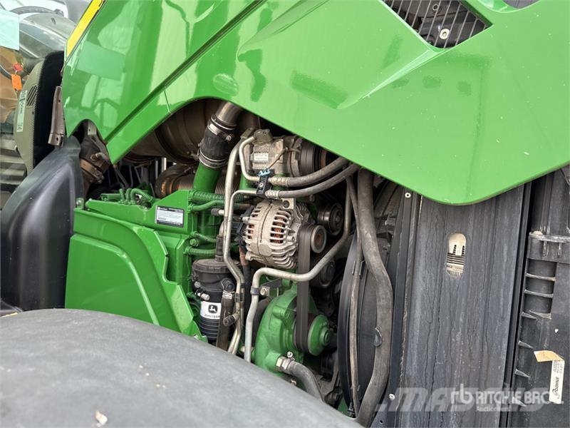 John Deere 6215R Autopower 4WD Tractor Traktory