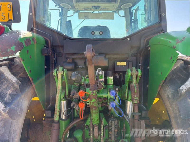John Deere 6220 Traktoren