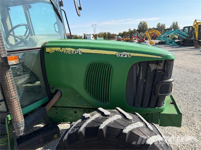 John Deere 6220 Traktoren