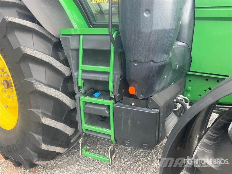 John Deere 6250R 4WD Tractor Trattori