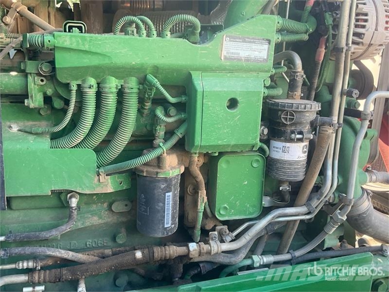 John Deere 6250R 4WD Tractor Trattori