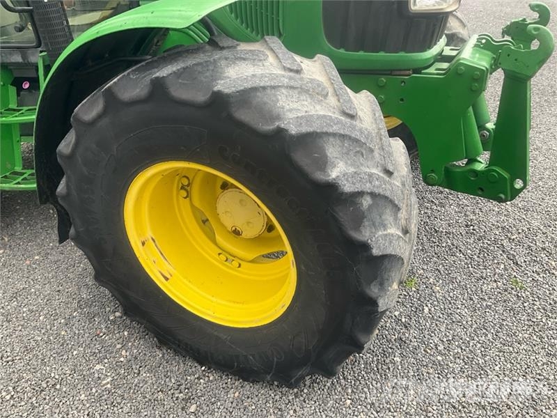 John Deere 6320 Traktorji