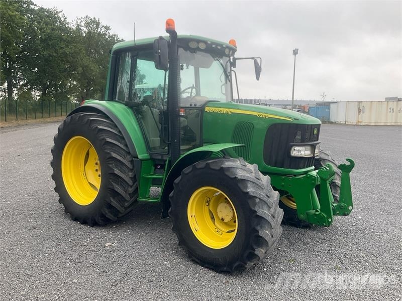John Deere 6320 Traktorji